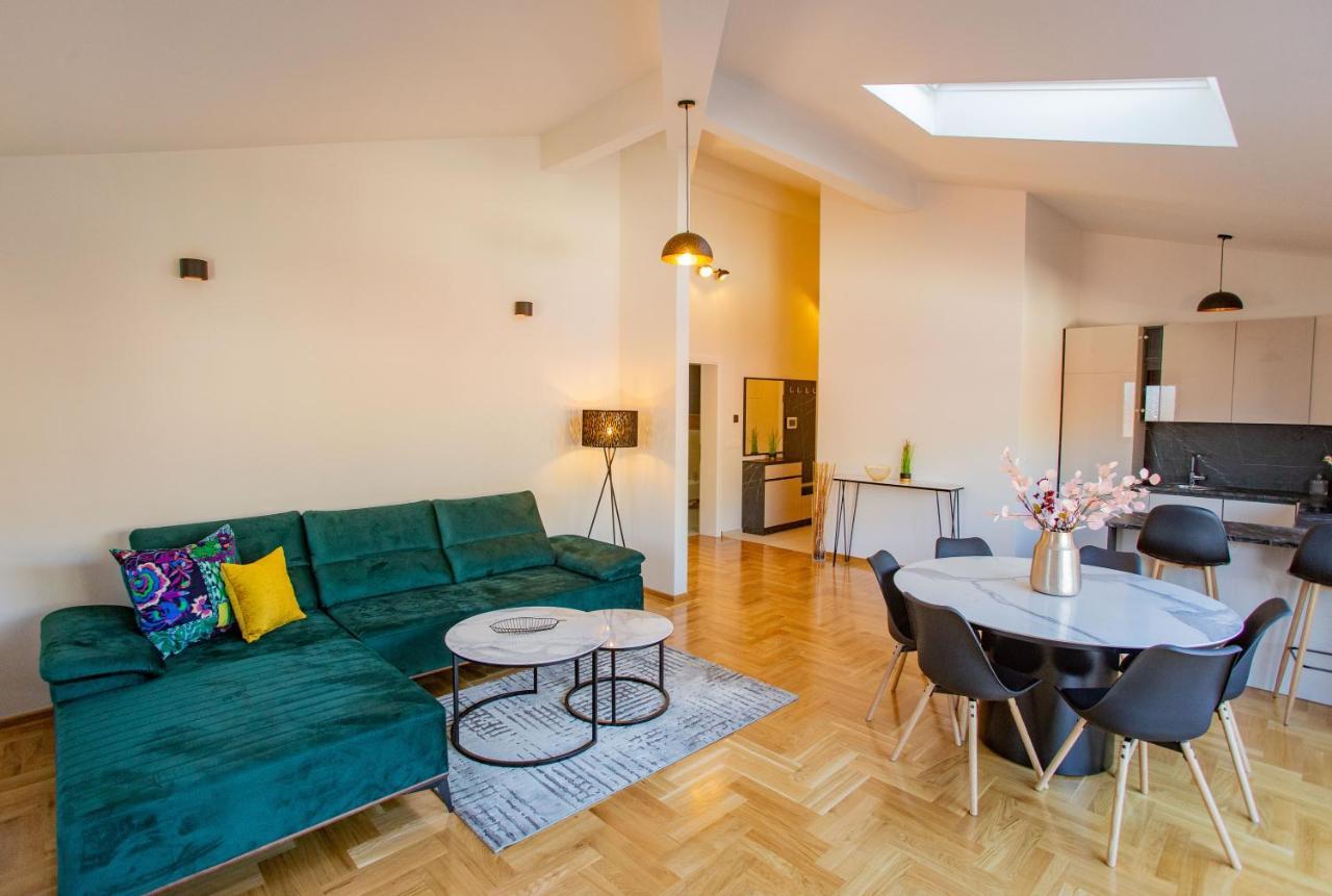 Exclusive Penthouse Old Town With Sauna And Jacuzzi โมสตาร์ ภายนอก รูปภาพ