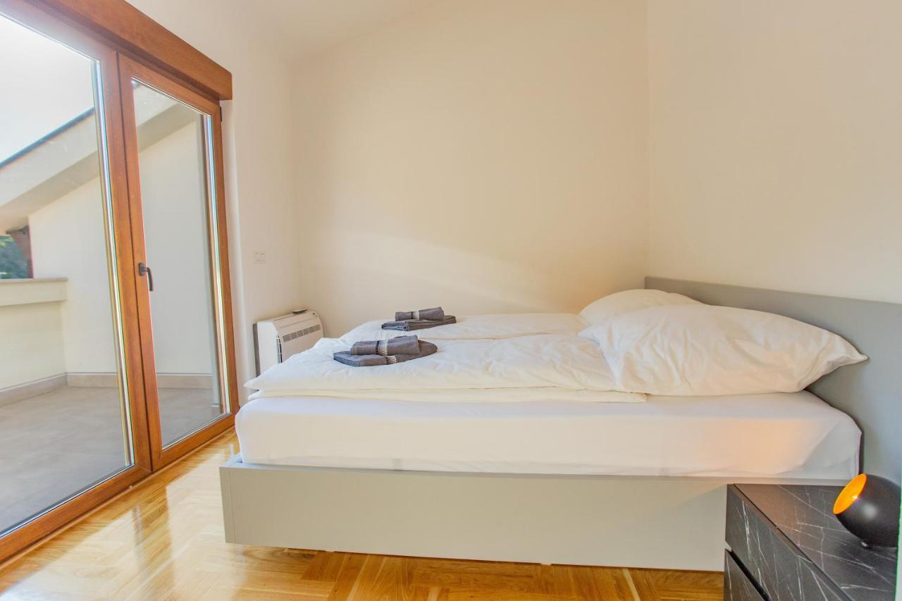 Exclusive Penthouse Old Town With Sauna And Jacuzzi โมสตาร์ ภายนอก รูปภาพ